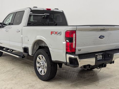 New 2026 Ford F250 Lariat w/ Chrome Package image 3