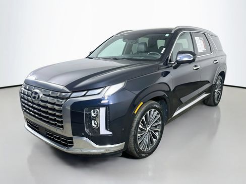 Used 2024 Hyundai Palisade Calligraphy AWD/4WD image 3