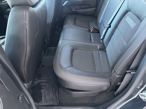 Used 2016 GMC Canyon SLE w/ All Terrain Package image 21