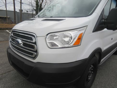Used 2019 Ford Transit 150 XLT image 63
