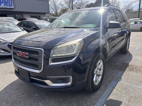 Used 2015 GMC Acadia SLE FWD image 2