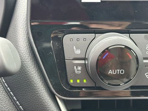 New 2026 Toyota Grand Highlander Limited image 19