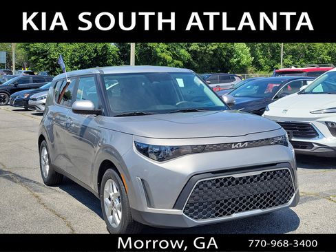 Used 2024 Kia Soul LX w/ Option Group 015 FWD image 1