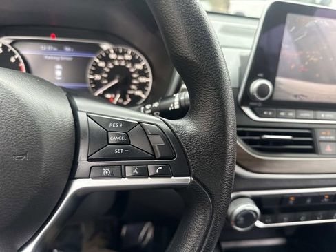 Used 2023 Nissan Altima 2.5 SV image 29