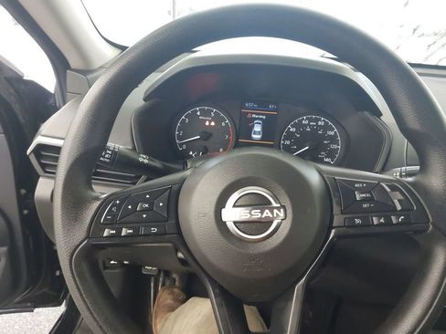 Used 2023 Nissan Altima 2.5 S FWD image 10