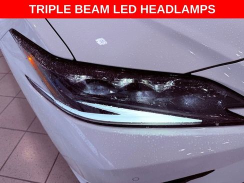 Used 2024 Lexus ES 350 F Sport image 9