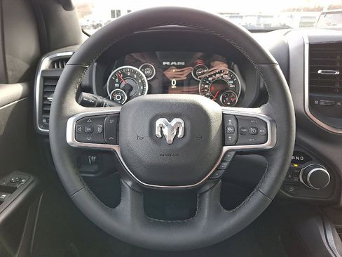 Certified 2025 RAM 1500 Big Horn image 16