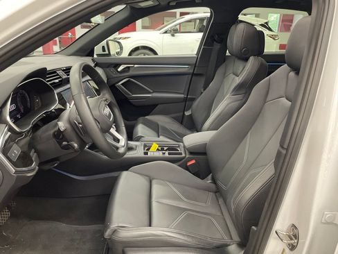 Used 2024 Audi Q3 2.0T Premium Plus w/ Premium Plus Package AWD/4WD image 8