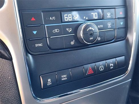 Used 2013 Jeep Grand Cherokee Laredo image 18