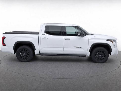 Used 2026 Toyota Tundra Limited AWD/4WD image 7