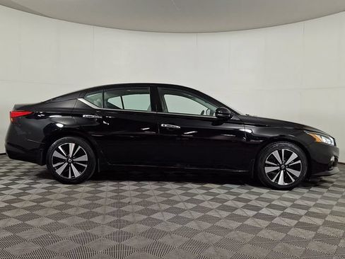 Used 2020 Nissan Altima 2.5 SV FWD image 10