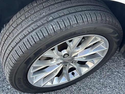 Used 2024 Jeep Grand Cherokee Summit w/ Adv Protech Group IV image 17