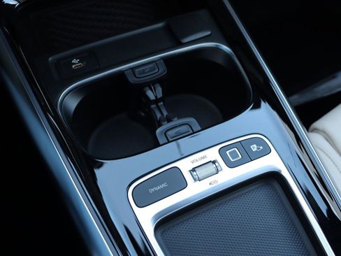 Used 2025 Mercedes-Benz GLA 250 image 43