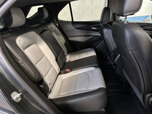 Used 2020 Chevrolet Equinox Premier image 29