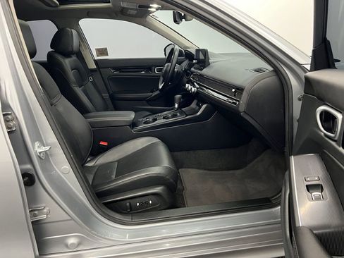 Used 2024 Honda Civic Touring image 27