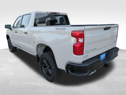New 2026 Chevrolet Silverado 1500 Custom Trail Boss AWD/4WD image 3