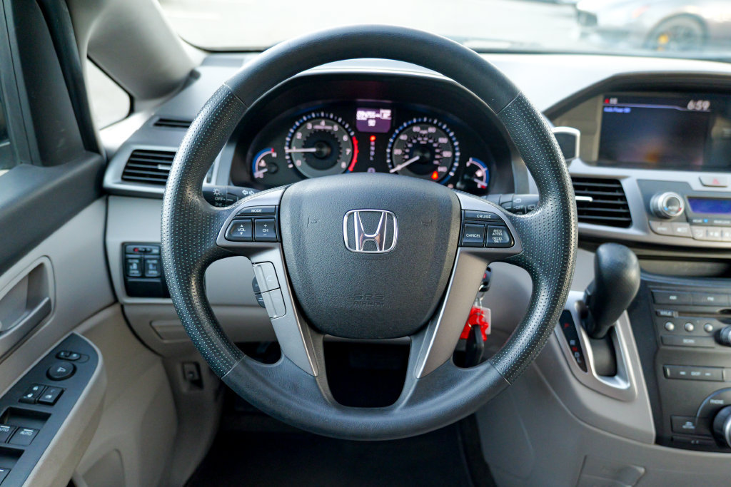 Used 2013 Honda Odyssey EX image 42