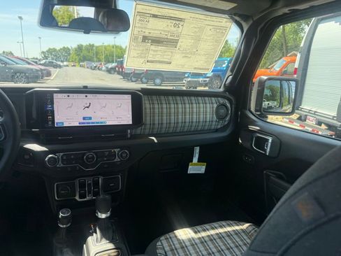 New 2026 Jeep Wrangler Unlimited Sport AWD/4WD image 40