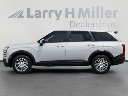 New 2026 Hyundai Palisade SE FWD image 2
