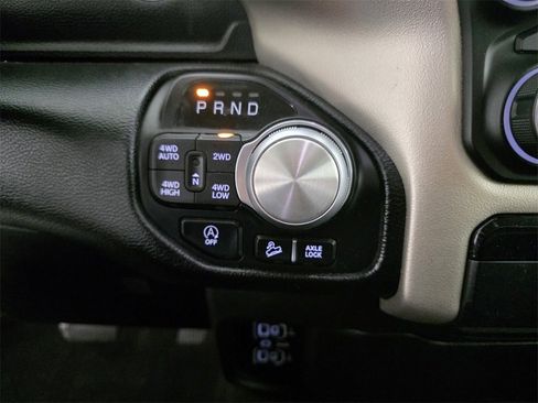 Certified 2020 RAM 1500 Laramie w/ Off Road Group image 24