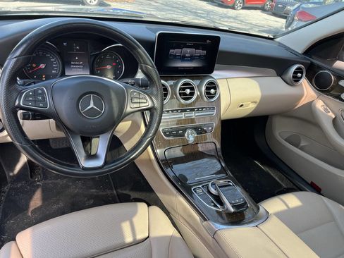 Used 2016 Mercedes-Benz C 300 4MATIC Sedan image 20
