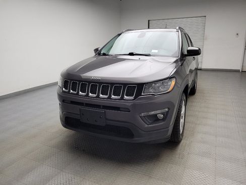 Used 2018 Jeep Compass Latitude w/ Safe & Security Group AWD/4WD image 15