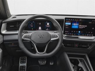 New 2026 Volkswagen Tiguan SE R-Line video 4