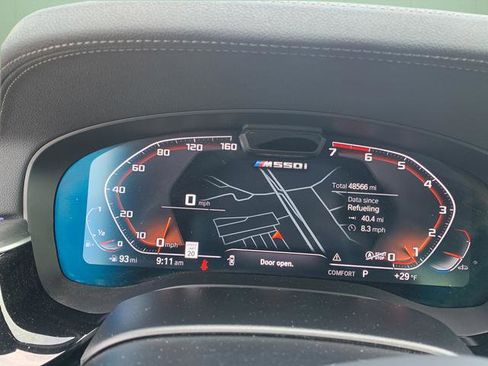 Used 2023 BMW M550i xDrive w/ Dynamic Handling Package image 38