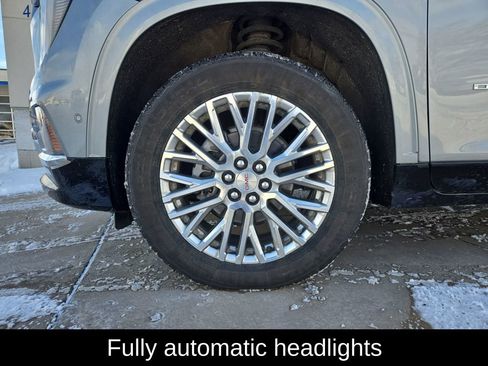 Used 2025 GMC Acadia Denali w/ Super Cruise Package image 28