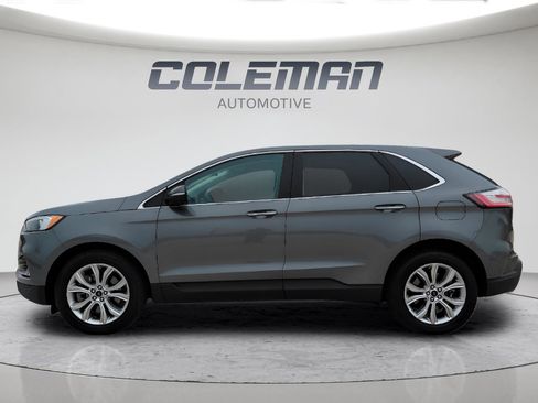 Used 2024 Ford Edge Titanium image 2