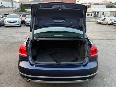 Used 2013 Volkswagen Passat 2.5 SEL FWD image 43