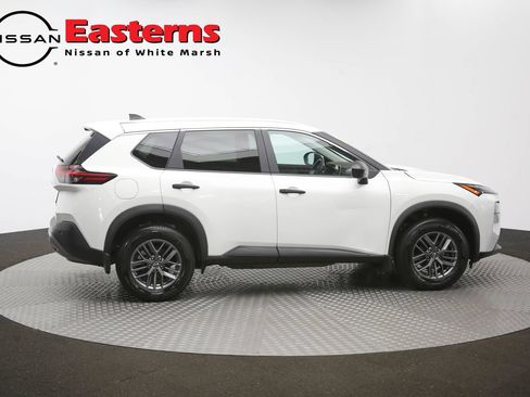Used 2023 Nissan Rogue S AWD/4WD image 44