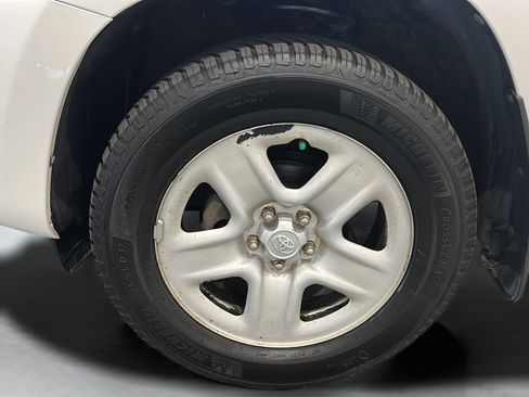 Used 2011 Toyota RAV4 4WD w/ Base L4 Extra Value Pkg image 12