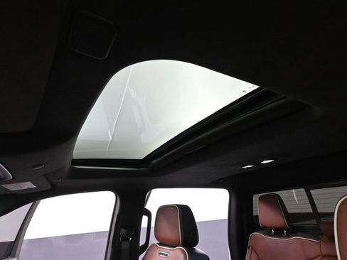 Used 2023 GMC Sierra 1500 Denali Ultimate image 32