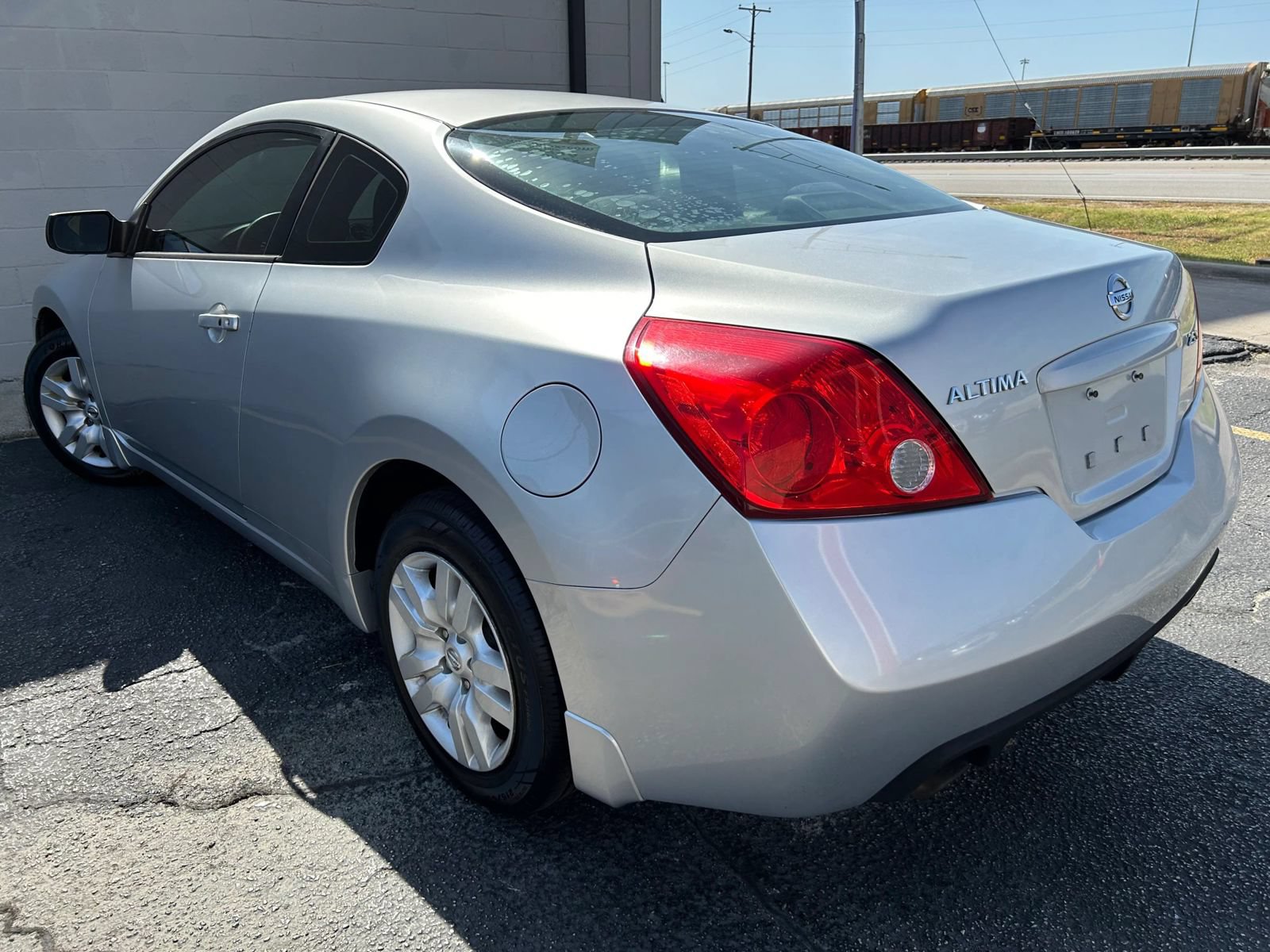 Used 2009 Nissan Altima 2.5 S FWD image 5