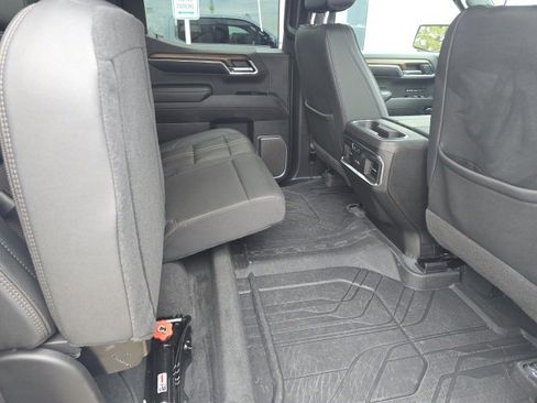 Used 2024 Chevrolet Silverado 1500 High Country image 5