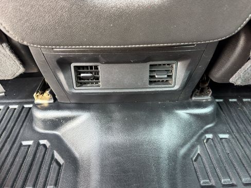 Used 2022 Chevrolet Silverado 2500 W/T w/ WT Fleet Convenience Package AWD/4WD image 26