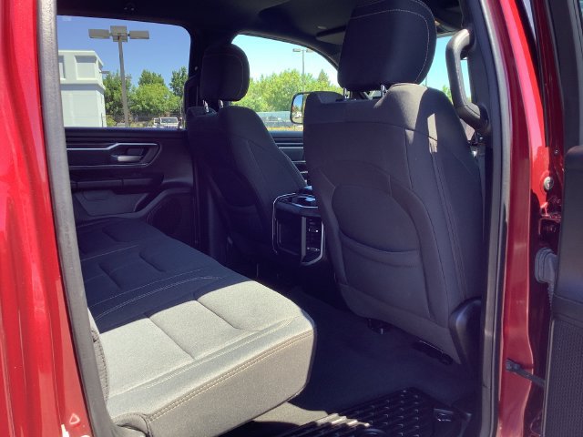 Used 2022 RAM 1500 Big Horn AWD/4WD image 35