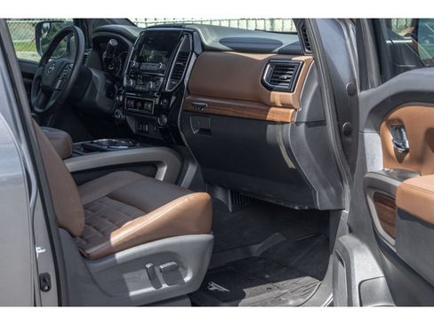 Used 2023 Nissan Titan Platinum Reserve w/ Moonroof Package AWD/4WD image 10