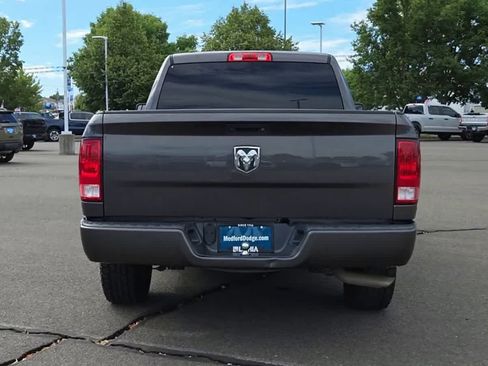 Used 2018 RAM 1500 Express RWD image 7