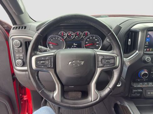 Used 2021 Chevrolet Silverado 1500 LT Trail Boss w/ Convenience Package II AWD/4WD image 10
