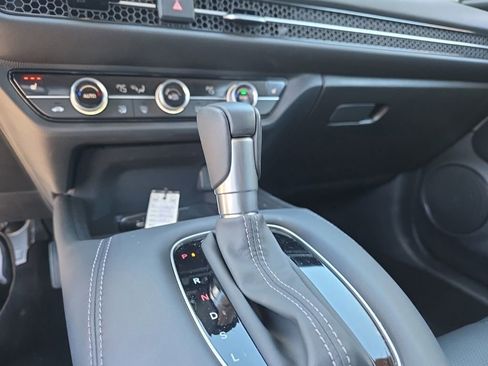 Certified 2025 Honda HR-V EX-L image 19
