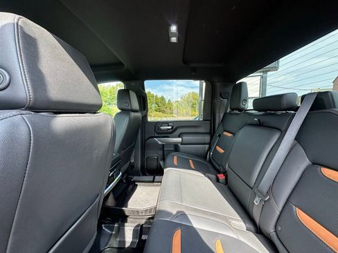 Used 2022 GMC Sierra 3500 AT4 image 29