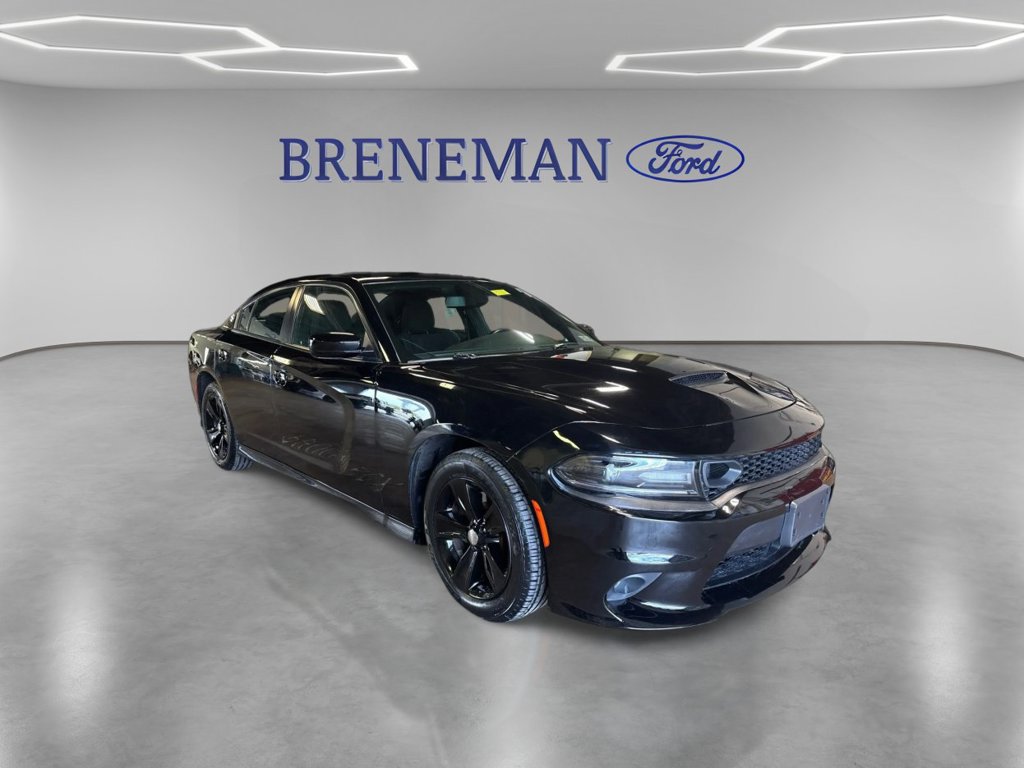 Used 2019 Dodge Charger GT RWD image 3