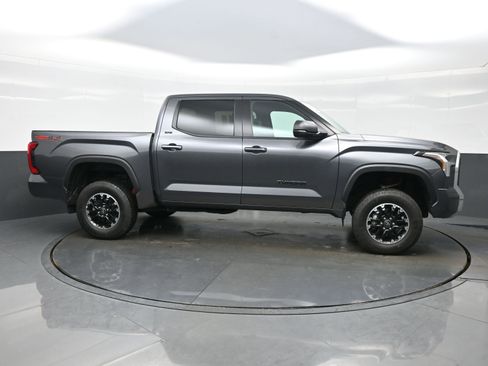 Used 2025 Toyota Tundra SR5 w/ TRD Off-Road Package AWD/4WD image 7