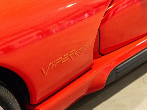 Used 1993 Dodge Viper RT/10 RWD image 13