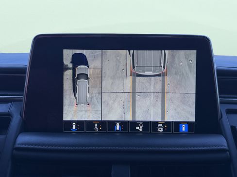 Used 2022 GMC Yukon XL SLT w/ SLT Luxury Package image 62