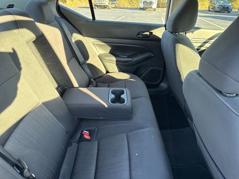 Used 2024 Nissan Altima 2.5 SV image 29