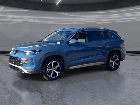New 2026 Volkswagen Tiguan SE image 3
