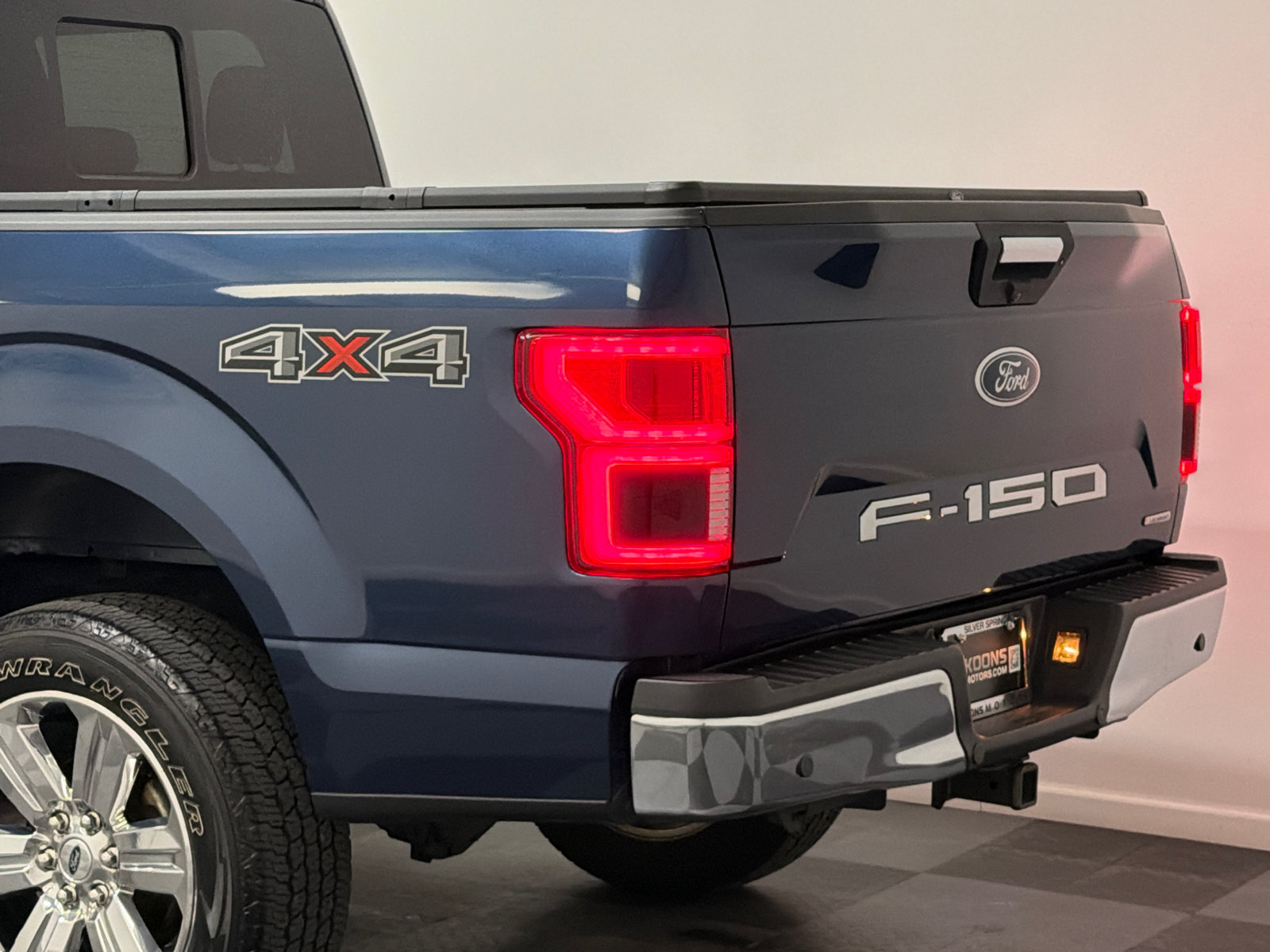 Used 2019 Ford F150 XLT w/ Equipment Group 302A Luxury AWD/4WD image 7